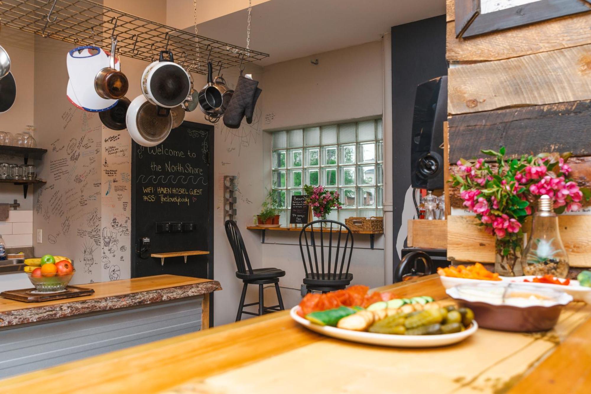 The Haven Hostel 선더베이 외부 사진