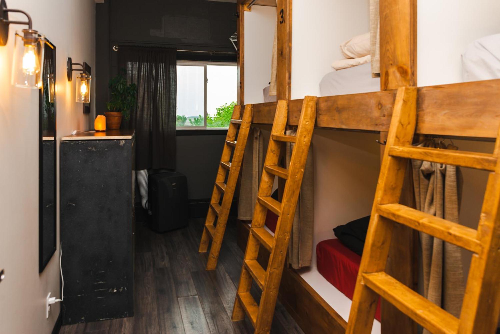 The Haven Hostel 선더베이 외부 사진
